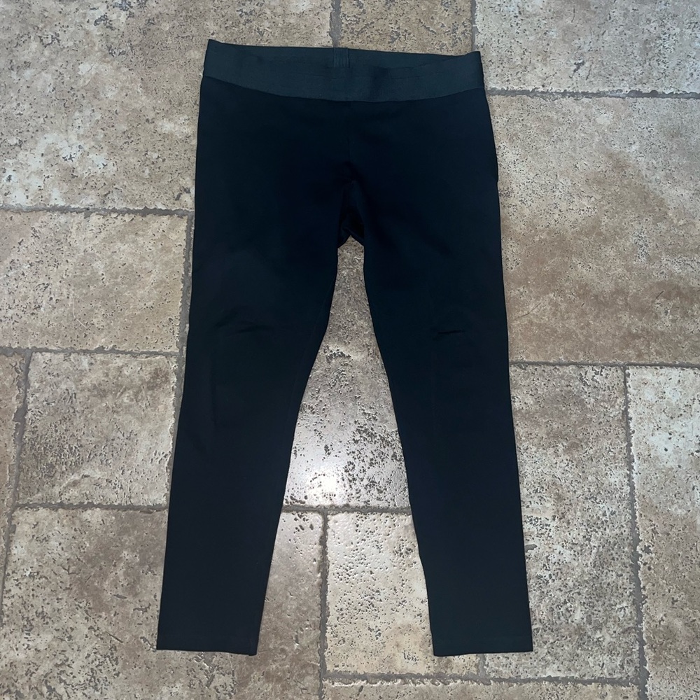 BCBGMAXAZRIA black stretchy compressing pants size L